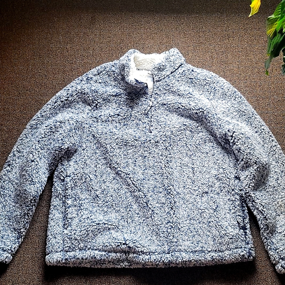 Blue/white sherpa sweater-hoodie-sweatshirt